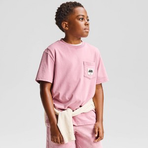 Boys' Short Sleeve Acid Wash Relaxed Fit Pocket T-Shirt - Cat
