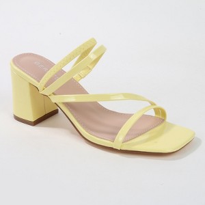 Berness Women's Hattie Minimalist Strappy Block Heel Sandals - 1 of 4