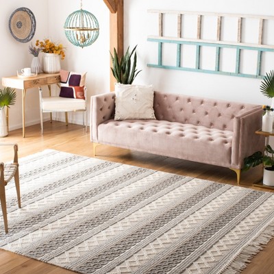 Ivory and Grey Hand-Tufted Wool Rectangular Area Rug, 5' x 8'