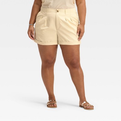 Women's High-Rise Pleated Shorts - Universal Thread™