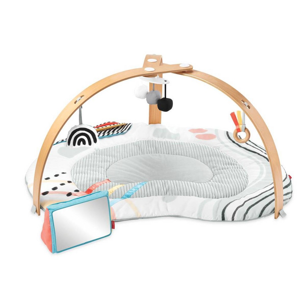 Skip Hop Discoverosity Play Gym