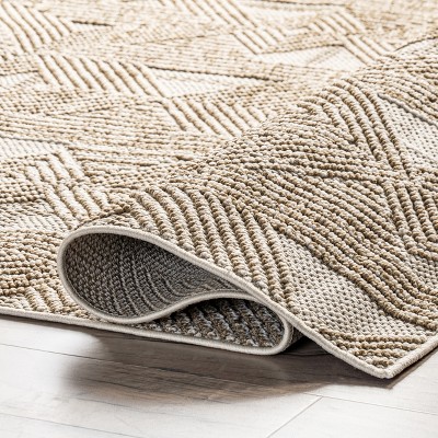 Diamond Weave Synthetic 4' x 6' Easy Care Area Rug in Beige