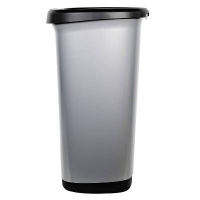 Hefty Select 12.7gal Lock Waste Step Trash Can Silver