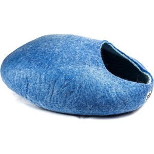 Yeti Pet Cave Pet Bed for Cats and Small Dogs, 100% New Zealand Wool, Blue - 1 of 4