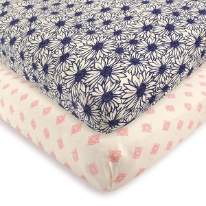 Touched by Nature Baby Girl Organic Cotton Crib Sheet, Daisy, One Size - 1 of 1