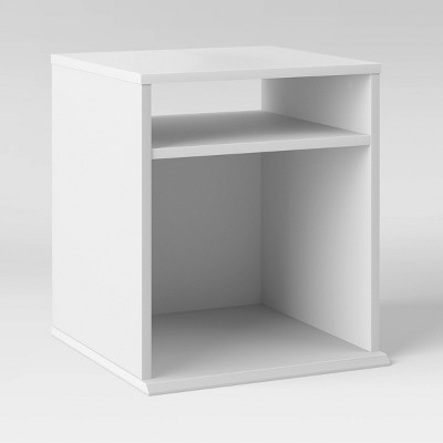 White : Nightstands