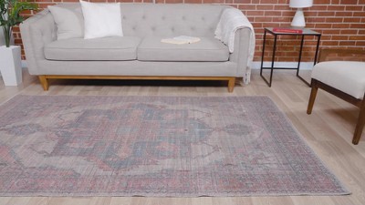 Ivory and Pink Flat Woven Washable Synthetic Area Rug 4' x 6'