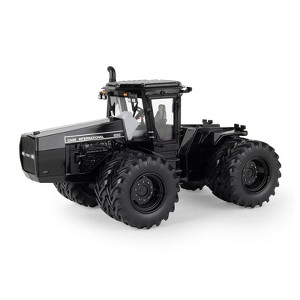 ERT Chase L 1/32 Case International 9250 Tractor 2025 National Farm Toy Museum Select Series 44465 - 1 of 3