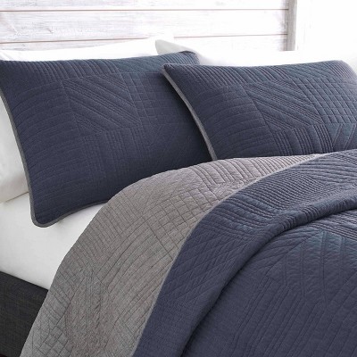 Casual Comfort King Cotton Quilt Set in Washed Denim Blue with Reversible Chrome Gray