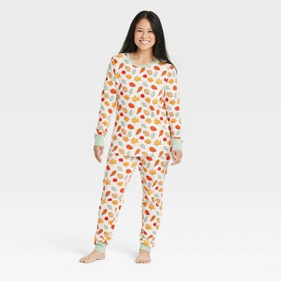 Women's Fall Leaf Print Matching Family Pajama Set - Cream
