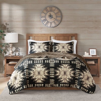 Full Black and Tan Aztec Pattern Quilt Set