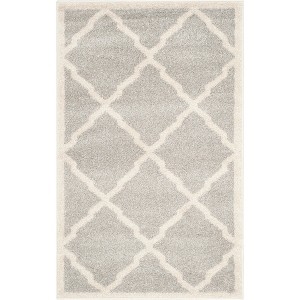Amherst AMT421 Power Loomed Indoor Rugs - Safavieh - 1 of 4