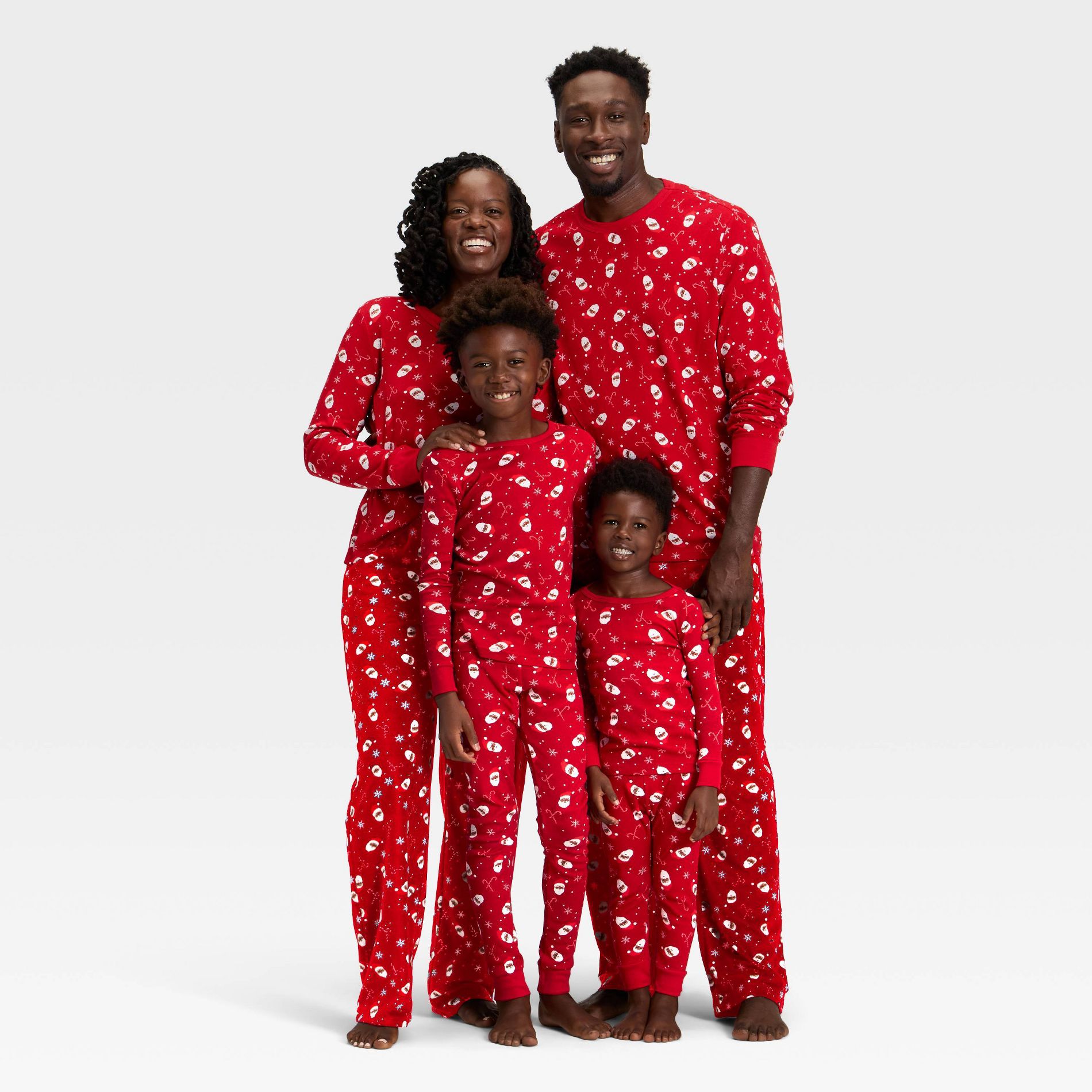 Santa Holiday Matching Family Pajamas - Wondershop™