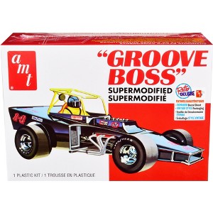 Skill 2 Model Kit "Groove Boss" Supermodified Racer 1/25 Scale Model by AMT - 1 of 4