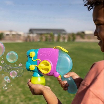 Chuckle & Roar Squirty Squirts 2-in-1 Bubble & Water Electric Blaster