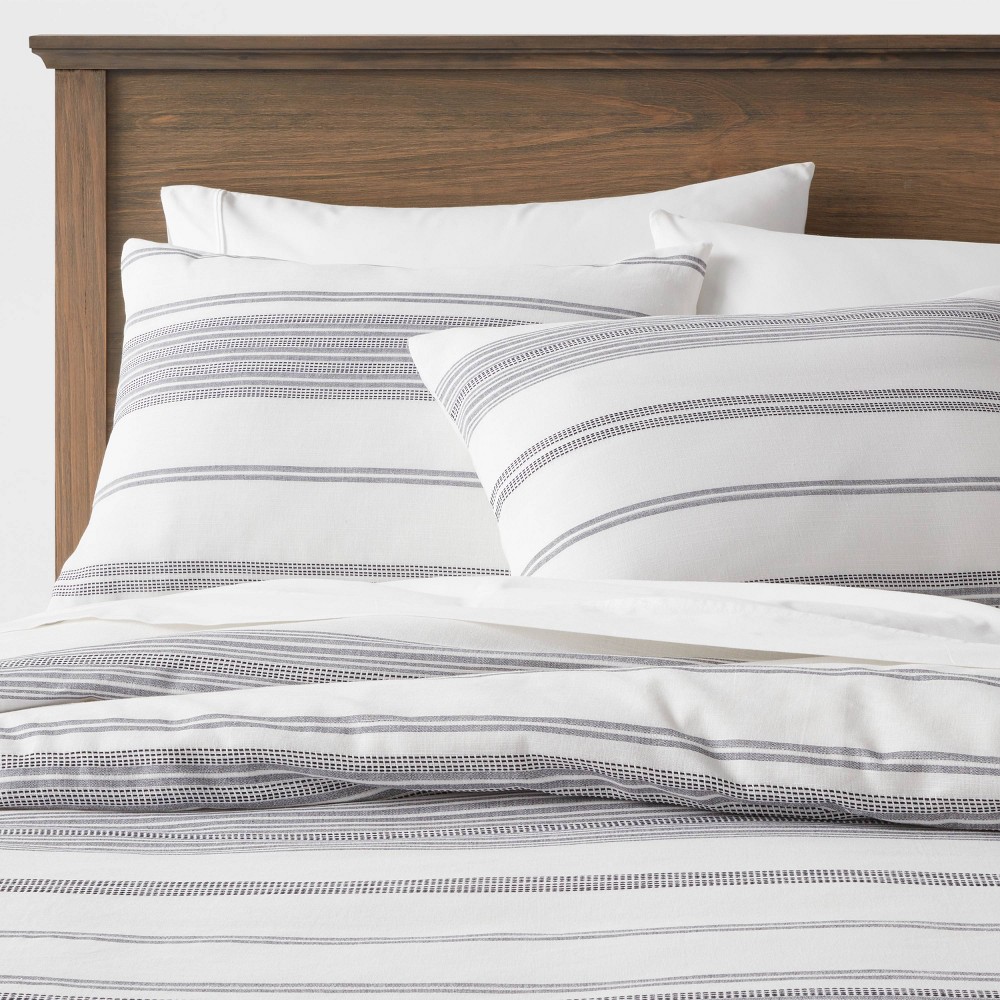 Photos - Bed Linen Full/Queen Cotton Woven Stripe Duvet Cover & Sham Set White/Navy - Thresho