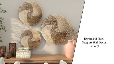 Brown and Off-White Spiral Seagrass Wall Basket Set