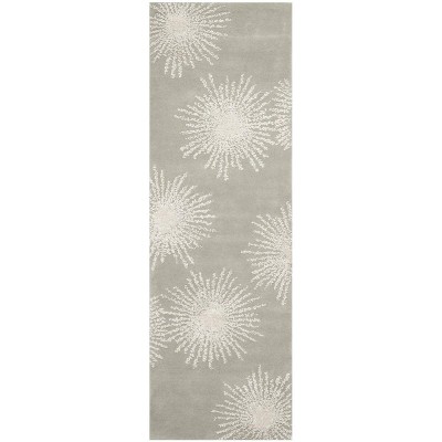 Soho SOH712 Hand Tufted Area Rug  - Safavieh