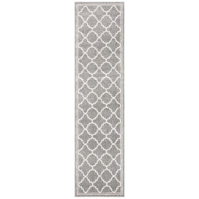 Amherst AMT422 Power Loomed Indoor Rug -Safavieh