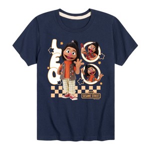 Boys' - Sesame Street - Leo Ji Young Short Sleeve Graphic T-Shirt - 1 of 4