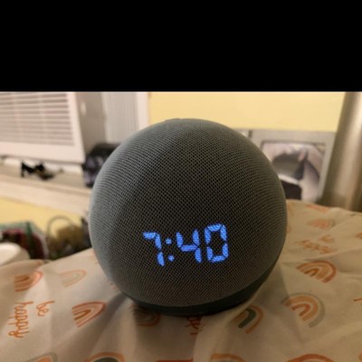 Echo Dot 4th Gen with clock White Glacier con asistente