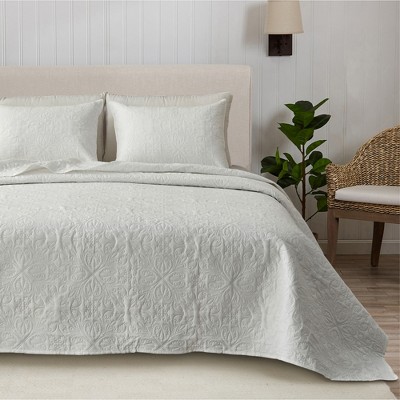 Great Bay Home Intricate Pinsonic Microfiber Oversized Quilt Set With ...