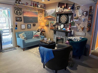 Guest review image 1 of 3, zoom in