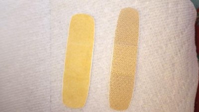 Band-Aid Adhesive Bandages Family Variety Pack (30 Count) - MedaKi