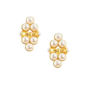 SOHI Women's Pearl White Casual Drop Earrings - 1 of 4