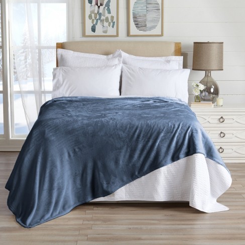 Great Bay Home Velvet Plush Fleece Solid Warm And Cozy Bed Blanket (king,  Dark Denim) : Target