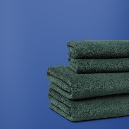 dark green bath towels & hand towels