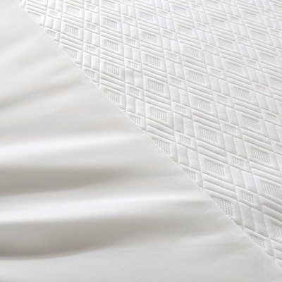 Full Size Ice Silk Cooling Waterproof Mattress Protector