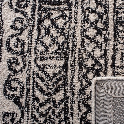 Elegant Ivory Tufted Wool Handmade Decor Rug - 30" x 5"