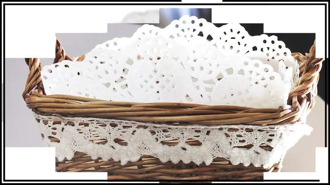 Juvale 250 Pack White 10.5" Lace Doilies Paper Round Placemats, Cake Box Liners, Baked Treat Display, 2 of 12, play video