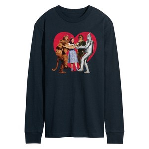 Men's - Wizard of Oz - Dorthy and Friends Photo Heart Long Sleeve Graphic T-Shirt - 1 of 4