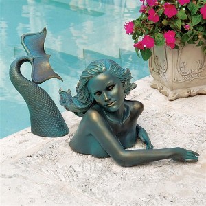 Design Toscano Meara, the Mermaid Sculptural Garden Swimmer - 1 of 4