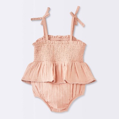 Baby Girls' Crochet Romper - Cloud Island™ Pink 0-3M