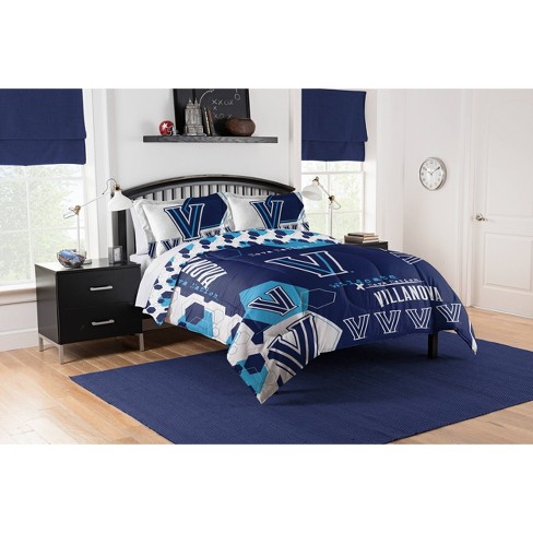 Officially Licensed NCAA Modern Take Full/Queen Comforter and 2 Sham Set 