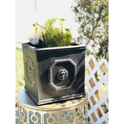 Lion Head Oil Rubbed Bronze Concrete Square Planter