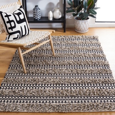Beach House Chic Handwoven Black & Ivory Cotton 6' Square Rug