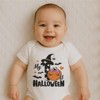 Everyday Kids “My 1st Halloween” Short Sleeve Baby Onesie – Soft Cotton Bodysuit with Cute Pumpkin and Witch Hat Design for Infants - 2 of 3