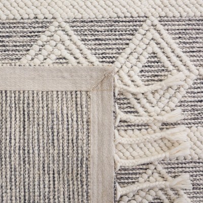 Artisan-Crafted Natura 6' Square Hand-Tufted Wool Rug in Ivory & Black