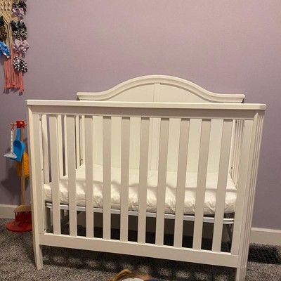 Delta parker hot sale mini crib