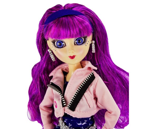 Zeenie Dollz Sini Eco Warrior Doll