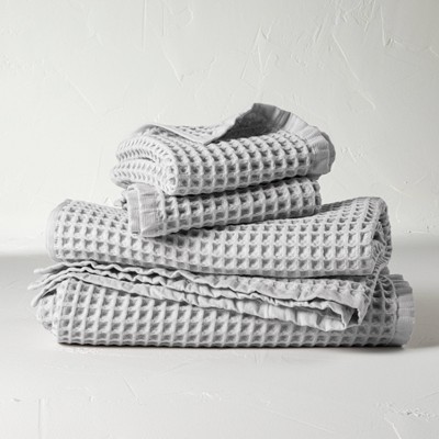 4pc Decorative Waffle Bath Towel Set Light Gray - Casaluna™