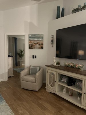 Guest review image 1 of 1, zoom in