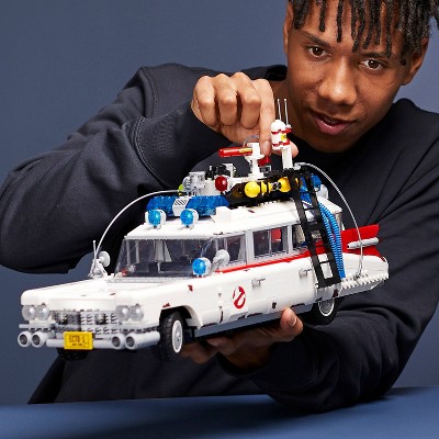 LEGO Icons Ghostbusters ECTO-1 Car Set 10274_1