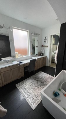 Guest review image 1 of 3, zoom in