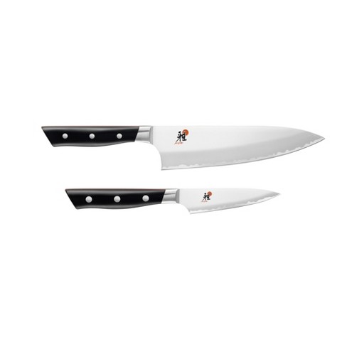 Three Must-Have Kitchen Knives