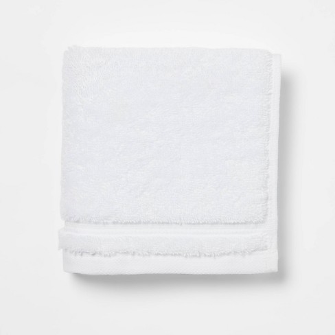 Total Fresh Antimicrobial Washcloth White - Threshold™